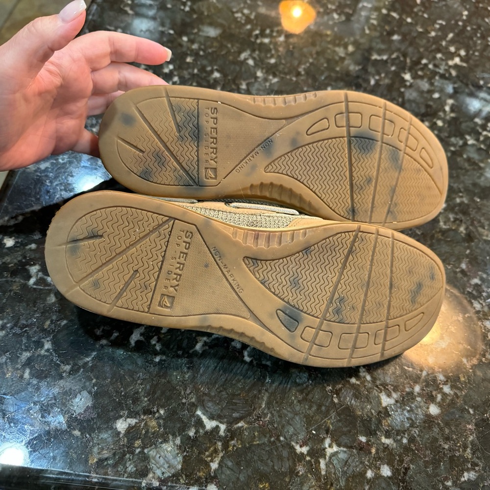 Sperry Loafer - Picture 2 of 4